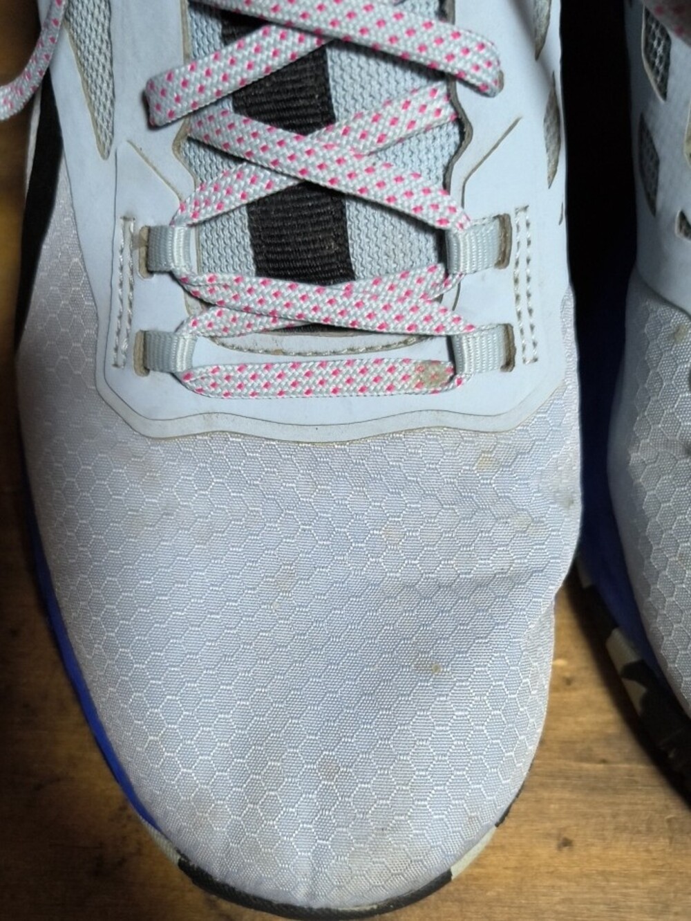 Reebok Women's Light Gray Athletic Shoes with Blue & Pink Highlights - Picture 3 of 5